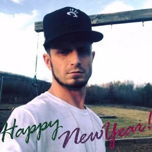 Meet your Posher, Tee